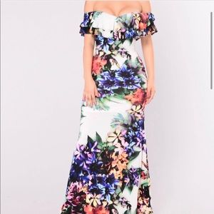 Fashion nova maxi dress